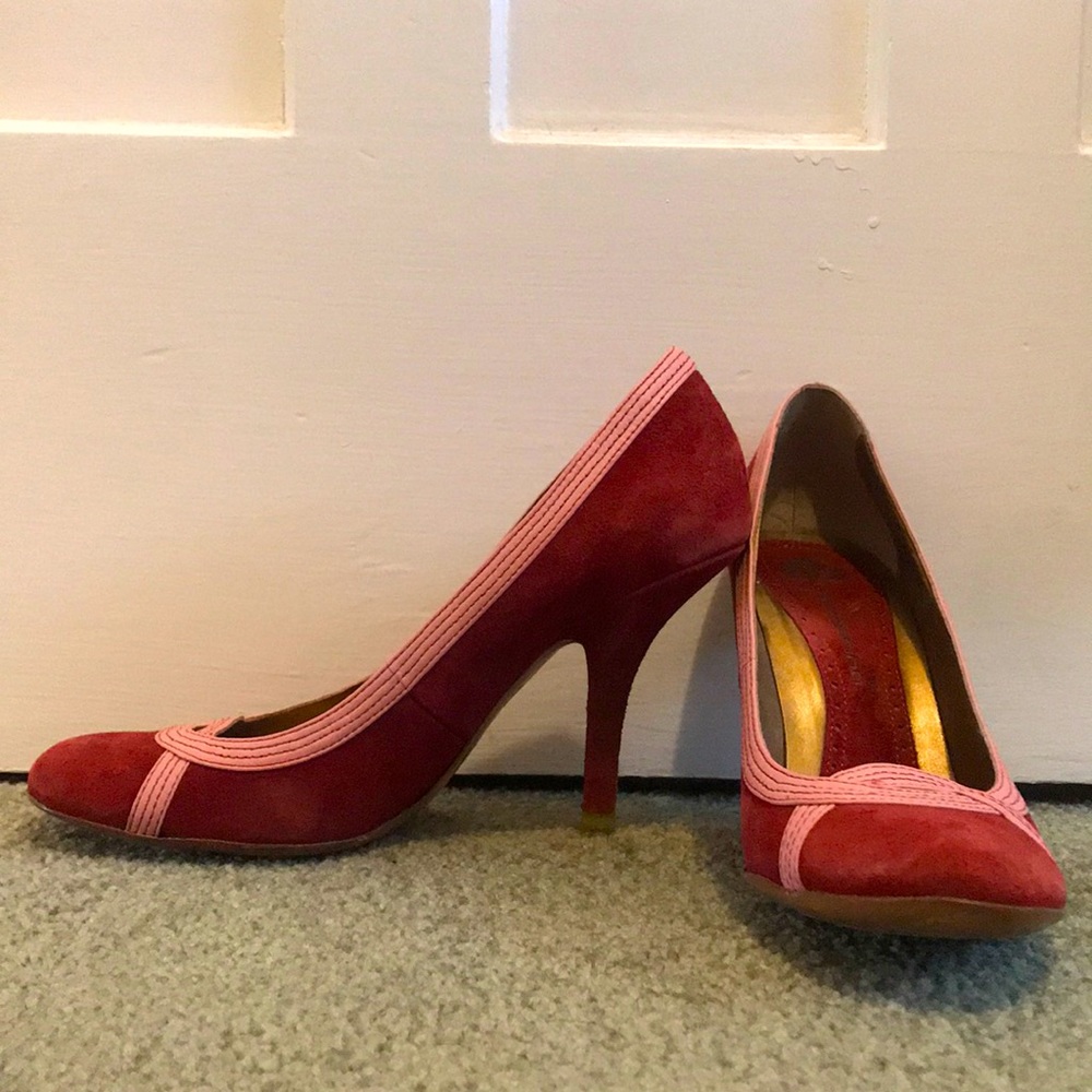 Fornarina suede heels